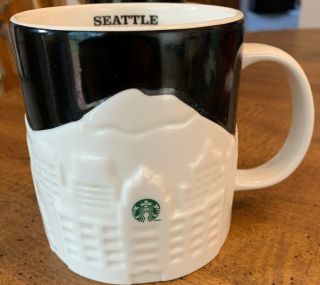 Starbucks Mug Cups 2012 16 oz Collector Series Seattle Skyline 3D Set of 2 3