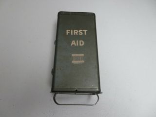 Vtg Davis Emergency Equipment Company First Aid Medical Kit Supplies Wwii