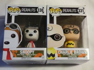Funko Pop Peanuts: Snoopy And Charlie Brown (-)