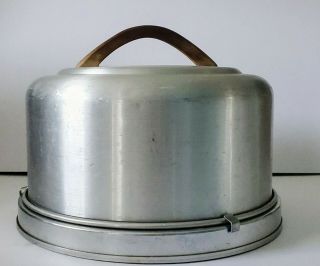 Vintage Mirro Aluminum Cake Taker Keeper Carrier 2002m Locking Lid Wood Handle