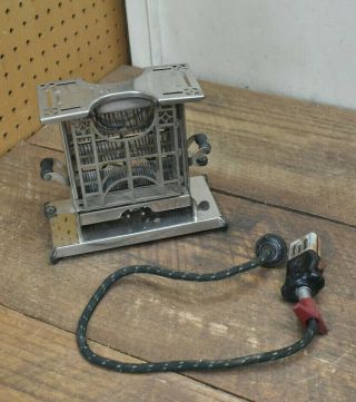 L442 - Antique 1920s Universal Landers Frary & Clark Electric Toaster