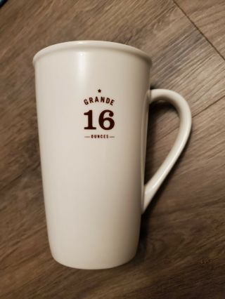 2010 Starbucks Grande 16 Oz Coffee Mug Cup Ivory Ceramic