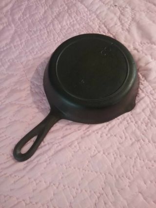 Vintage Lodge 3 Scarce Single Notch Cast Iron Skillet 3y Cleaned