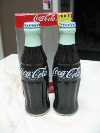 Coca Cola Coke Bottles Salt And Pepper Shaker Set - Nib - 1996