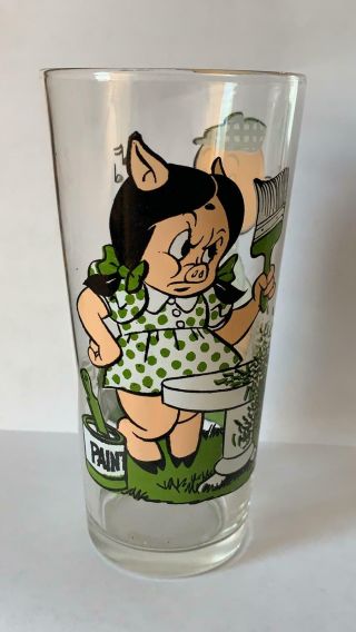 Petunia Porky Pig W/ Lawnmower 1976 Warner Bros.  Pepsi Interaction Series Glass