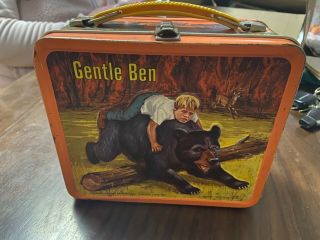 Vintage 1968 Gentle Ben Aladdin Metal Embossed Lunch Box No Thermos