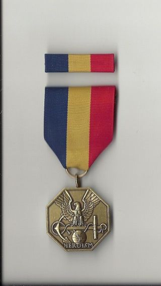 Us Navy And Marine Corps Usmc Medal For Heroism With Ribbon Bar More Detail