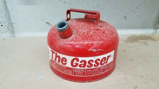 Vintage Eagle " The Gasser " Model M 2 1/2 Gallon Galvanized Vented Gas Can