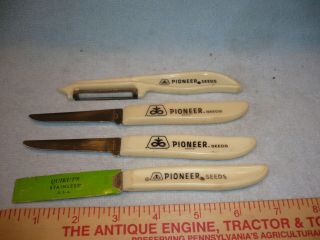 3 Vintage Pioneer Seeds Advertising Paring Knives And Peeler