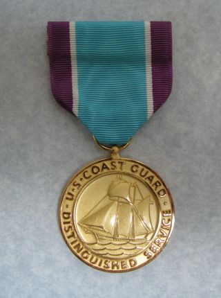 United States,  Coast Guard Distinguished Service Medal,  Full Size Medal