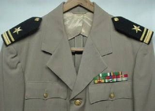 U.  S.  Navy Officer Summer Dress Uniform W/Insignia 2
