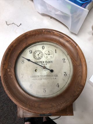Warren Telechron Co,  Master Clock Type B,  Large Oak Wood,  Ashland Mass Usa.