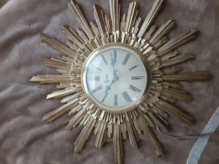 Very Rare Vintage Syroco Wall Clock.  Electric.  Not Wind Up 8 Cycle.  Model Syr