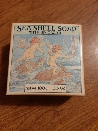 Vintage 1988 Crabtree And Evelyn Sea Shell Soap