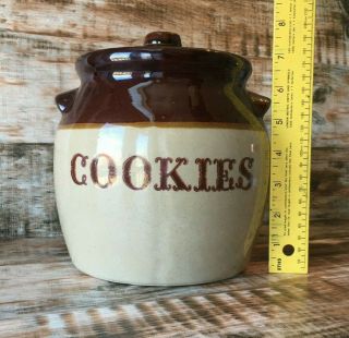 Monmouth pottery cookie jar - maple leaf marked 2