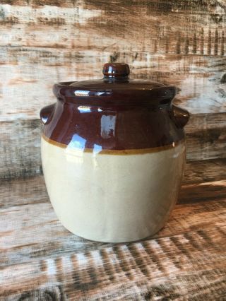 Monmouth pottery cookie jar - maple leaf marked 3