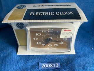 Vintage Mid Century Modern General Electric Table Clock Snooze Alarm 7366 Nos