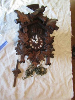 Cuckoo Clock Black Forest Musical Bird And 2 Squirrels Movement Regal 859 W - Ger