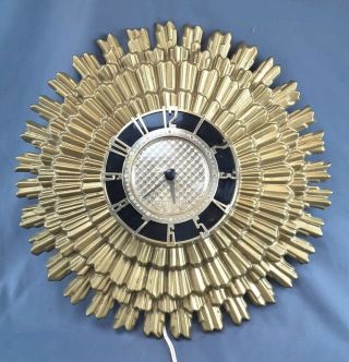 Spartus Sunburst Electric Wall Clock 16 " Brass - Sprayed Plastic Herolds Early 60s