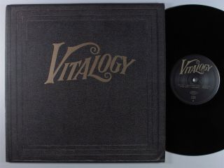 Pearl Jam Vitalogy Epic Lp Vg,  1st Pressing Embossed Gatefold W/ Booklet