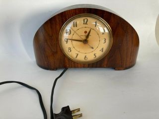 Vintage General Electric Ge Wooden Art Deco Mantle Clock Model 4ho8