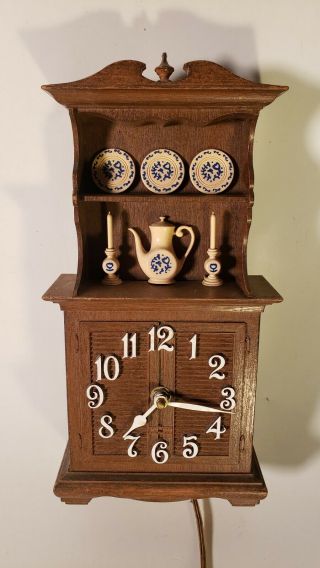 Vintage Mid Century Spartus Plastic China Cabinet Hutch Kitchen Electric Clock
