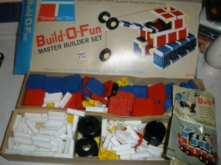 Vintage Tupperware Tuppertoys Toy Build O Fun Master Builder Set