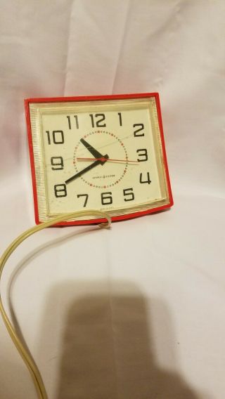 Vintage Ge Telechron Model 2h110 Red Wall Clock Usa Art Deco General Electric