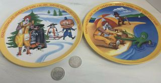 Vintage Mcdonalds Lexington 1977 Collectible Plates And 2 - 25 Quarter Back Coins