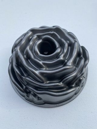 Nordic Ware Bundt Cake Pan Rose Bud Design 10 Cup Cast Aluminum Euc