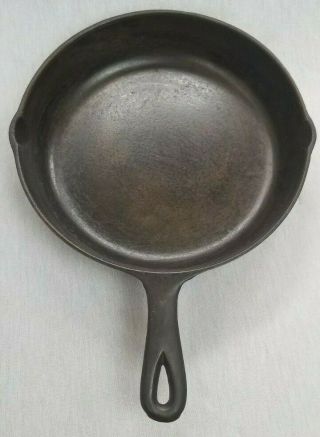 Vintage Unmarked Cast Iron Skillet 7 W/ Heat Ring 10 1/4 In