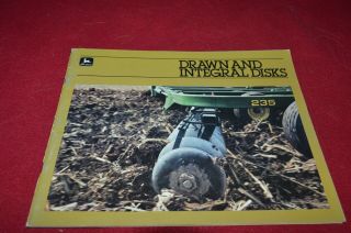 John Deere Drawn & Integral Disks For 1985 Brochure Base