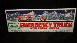 Hess 2005 Emergency Truck W/ Rescue Vehicle In Ob (slightly Box)