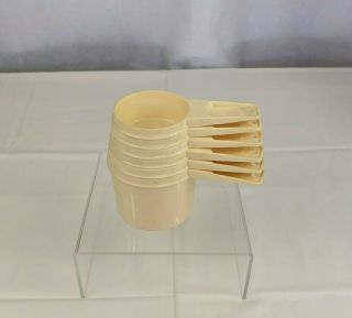 Retro 6 Piece Set Tupperware Nesting Stacking Measuring Cups Cream White Colored