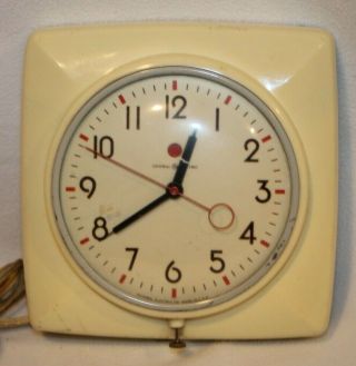 Retro Vintage General Electric Ge 2h0o Square Wall Clock Plug In Kitchen