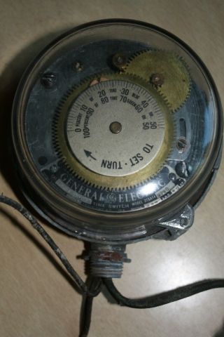 Vintage General Electric Time Switch 3tsa14