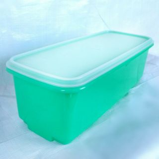 Vintage Tupperware Bread Box With Lid And Tray,  Jadeite Green,  3 Piece