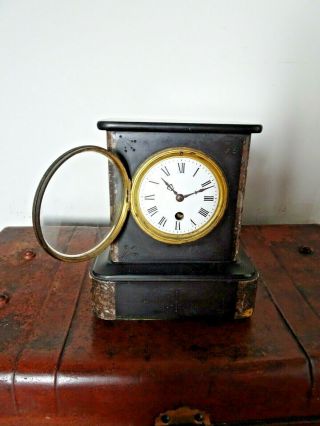 Antique 19th Century Victorian Black Slate Mantel Clock with Marble Detail (Key) 3