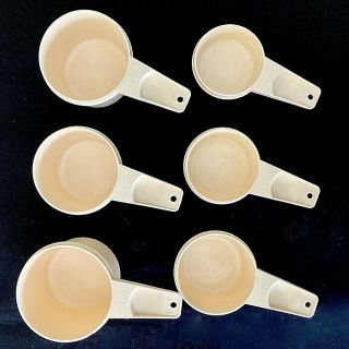 Full Set Of 6 Vintage Tupperware Measuring Cups Almond Ivory Cream Vgc Light Use