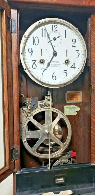 C 1908 INTERNATIONAL TIME RECORDING CO HANGING OAK TIME CLOCK 2