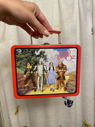 Vintage 1998 " The Wizard Of Oz " Tin Lunchbox 8x6 "