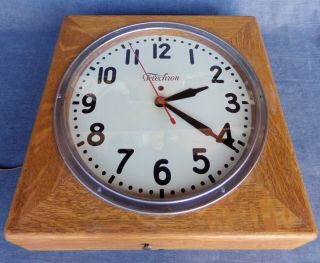 Telechron Model 912 15 - 1/2 " Square Wood (oak) Case Electric Wall Clock