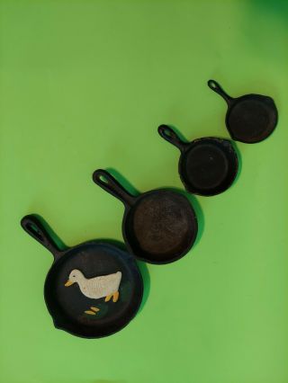 Vintage Cast Iron Small Skillets (4) Pre - Owed