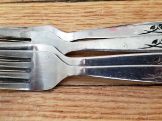 4 ANTIQUE VINTAGE COLLECTABLE STAINLESS STEEL FORKS 6.  5 