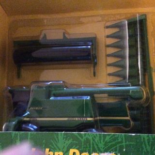 John Deere Ertl 9610 Maximizer Diecast Farm Toy 1/64