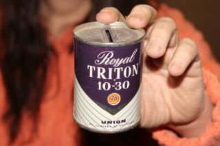 Vintage Royal Triton Motor Oil Coin Bank Gas Oil Can Sign 3