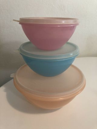Vintage Tupperware Pastel Nesting Mixing Storage Bowls / Lids,  Set Of 3