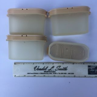 VINTAGE TUPPERWARE SPICE SET - 4 small containers with Beige lids modular mates 3
