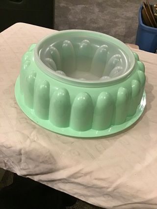 Vintage Tupperware Jello Mold 1201 And 1202 Green With Insert - No Lid