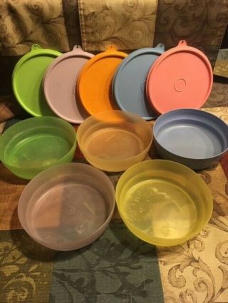 Tupperware Set Of 5 Cereal/soup Bowls With Lids Vintage